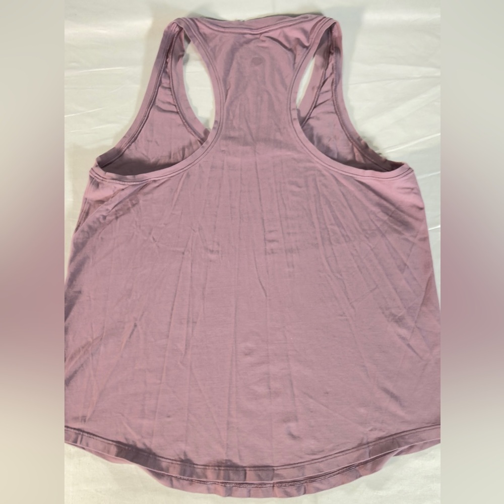 Lululemon Women's Pink Tank Top - Picture 2 of 4